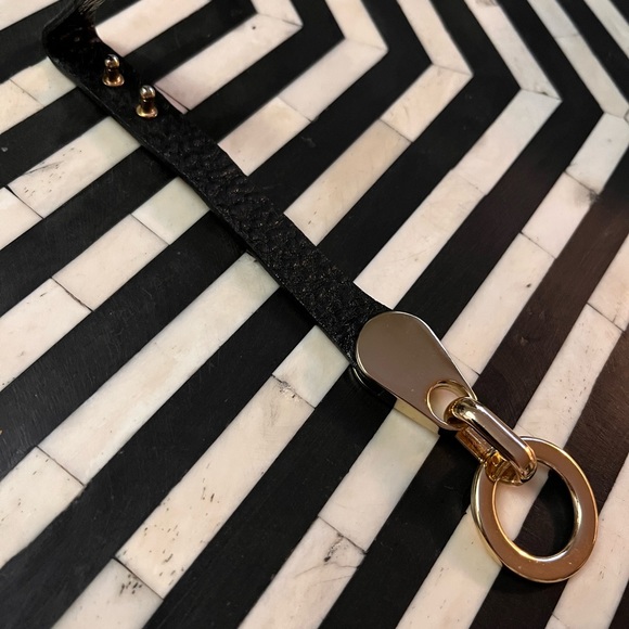 Leather with gold bracelet - Picture 3 of 3